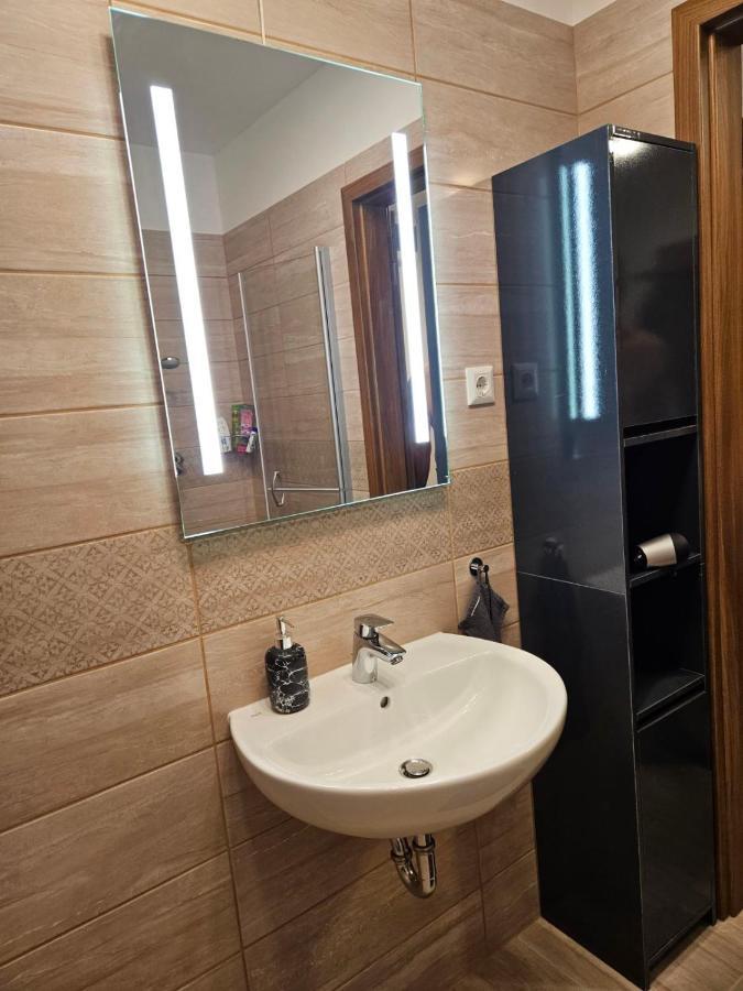 N&Z Apartman Close To The Downtown Apartment Budapesta Exterior foto